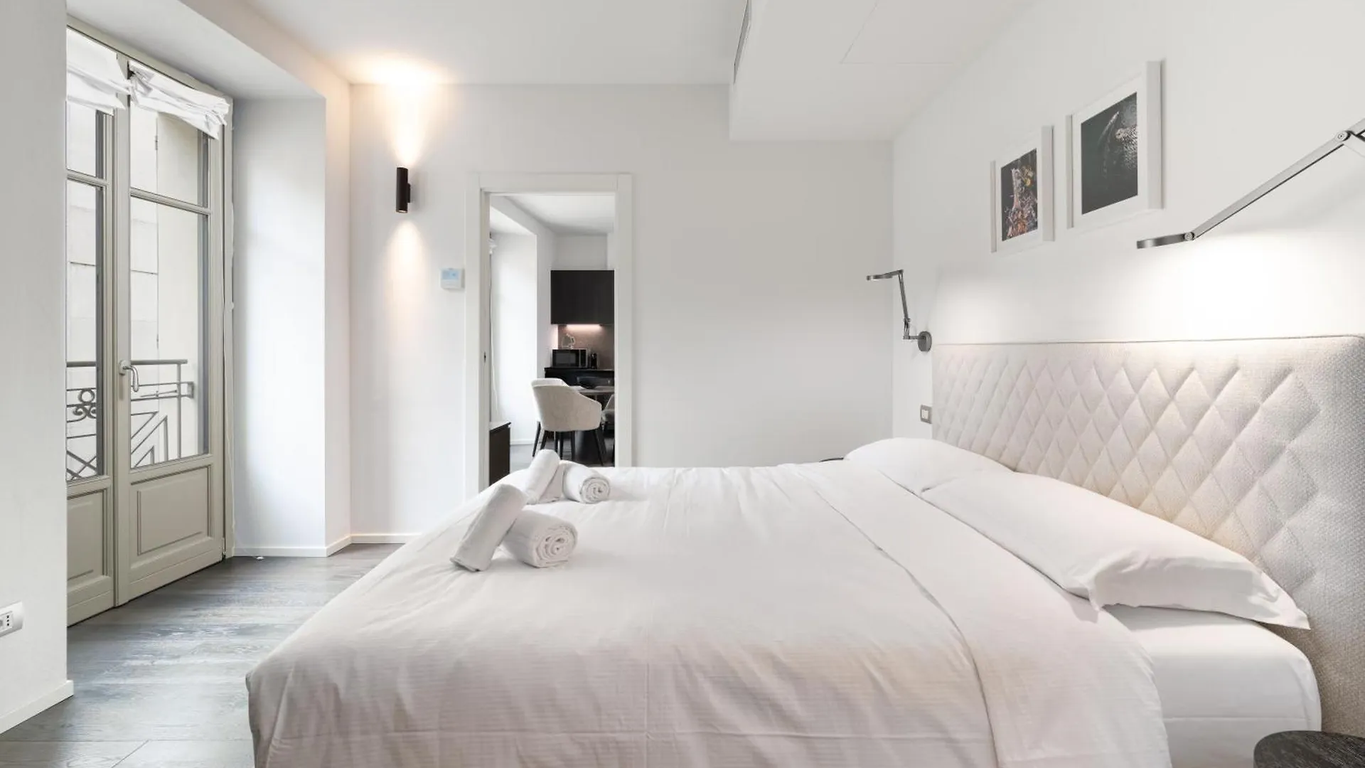 Palazzo La Cortesella - Modern Design & Central Location Como 0*,