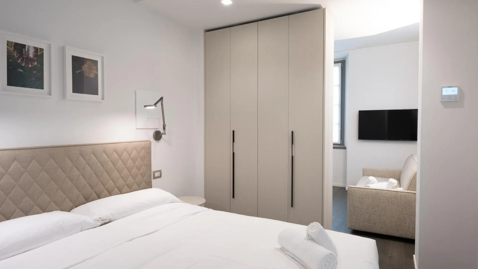 Palazzo La Cortesella - Modern Design & Central Location Como 0*,  Italy