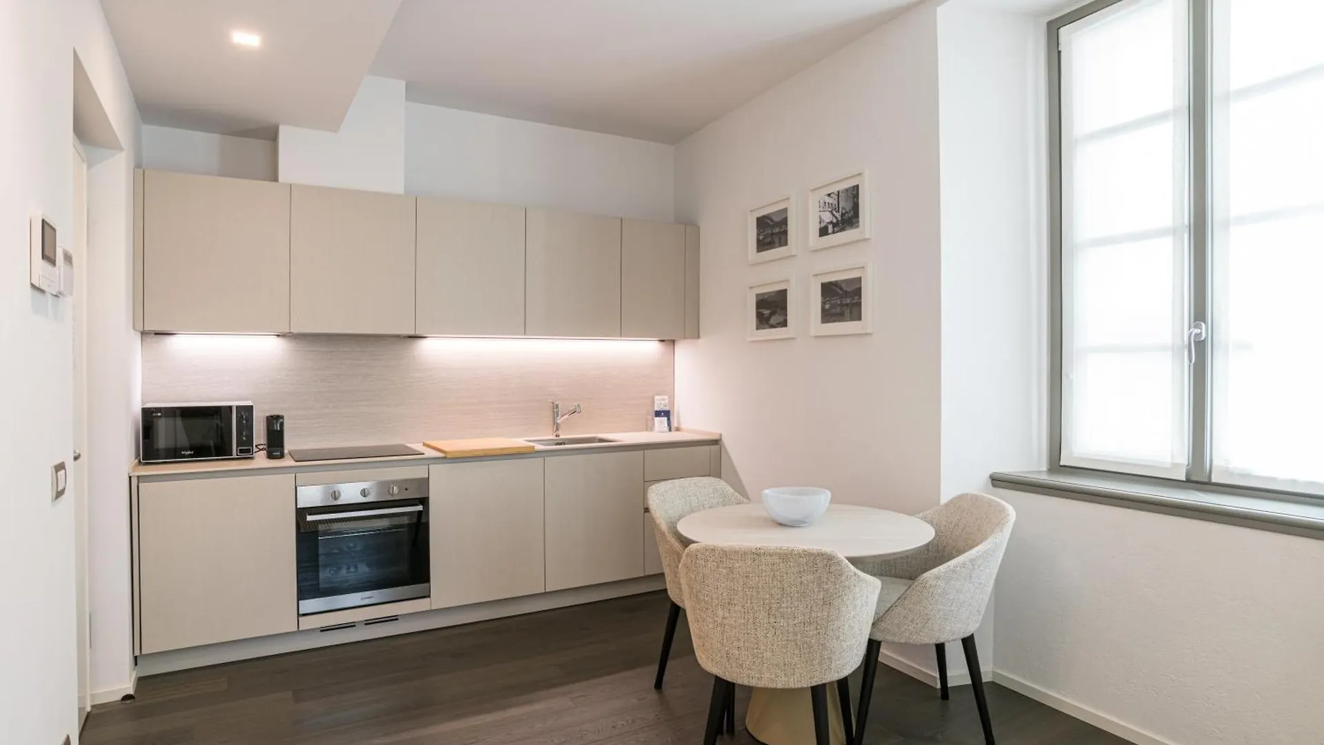 Palazzo La Cortesella - Modern Design & Central Location Côme Appartement