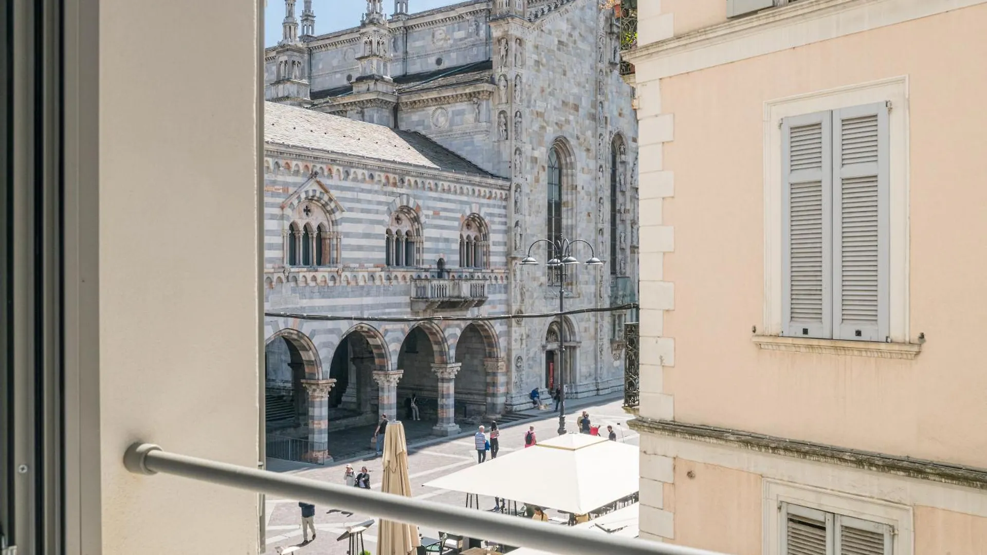 شقة Palazzo La Cortesella - Modern Design & Central Location كومو