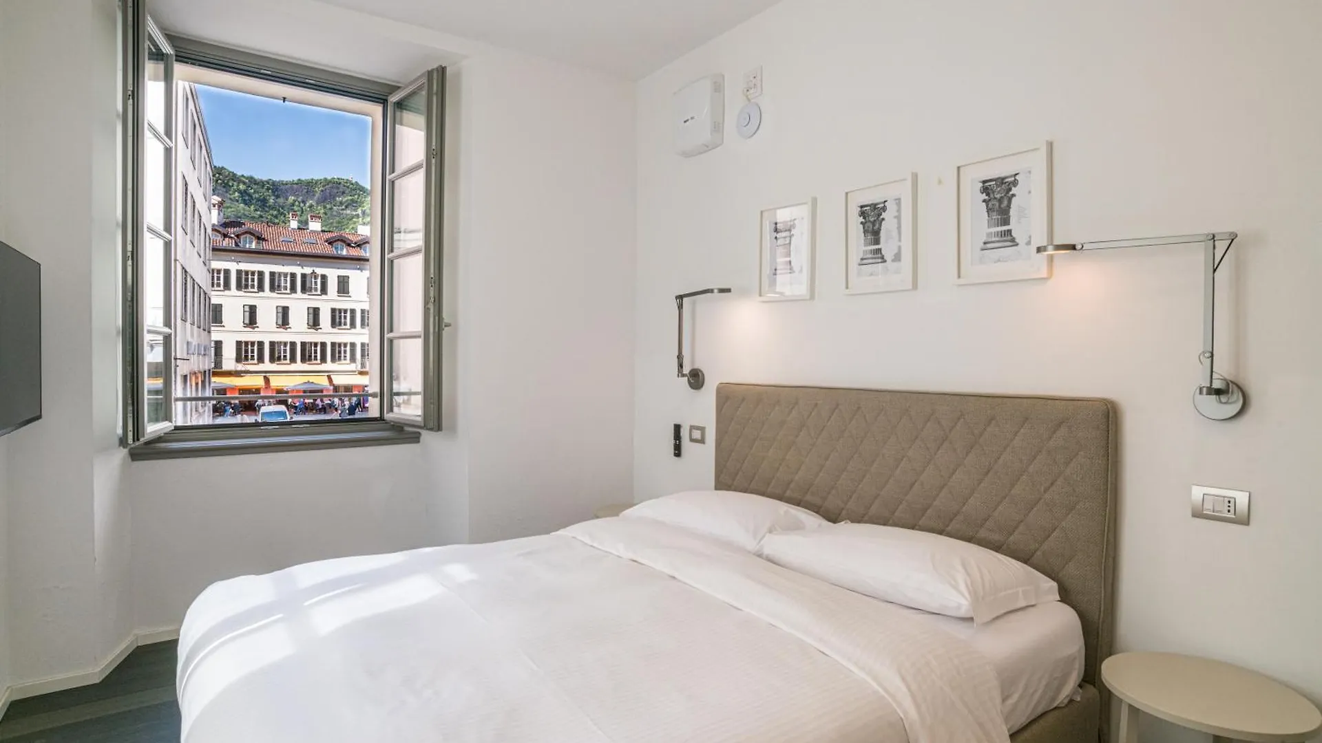 Palazzo La Cortesella - Modern Design & Central Location Como 0*,  Italy