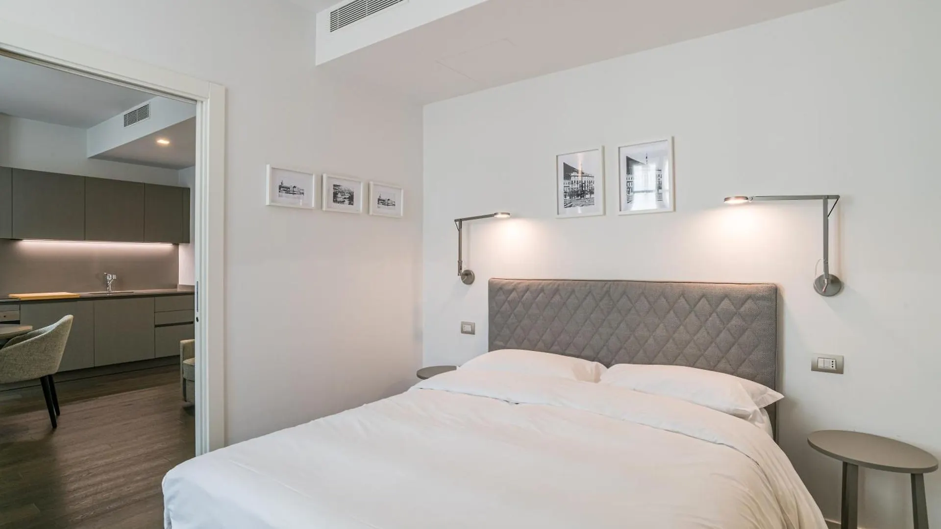 Palazzo La Cortesella - Modern Design & Central Location كومو 0*,