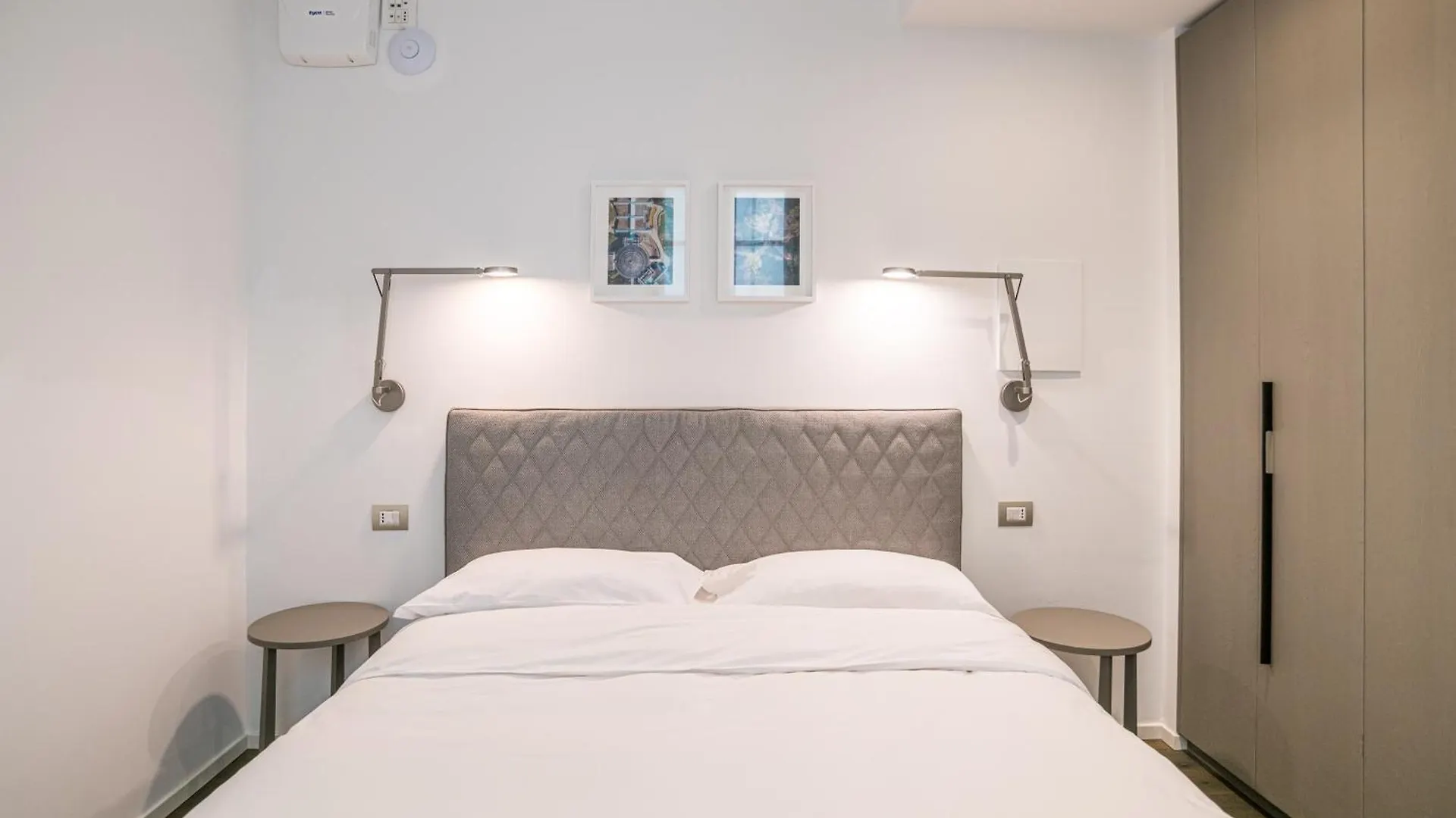 Palazzo La Cortesella - Modern Design & Central Location كومو 0*,  إيطاليا