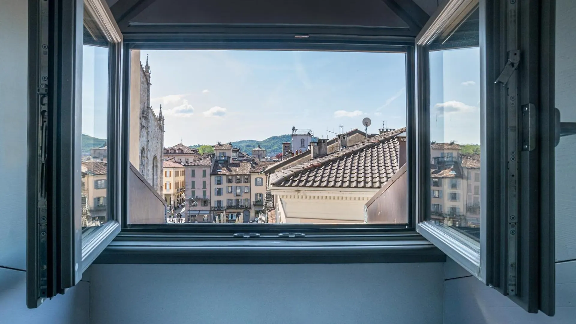 Palazzo La Cortesella - Modern Design & Central Location Côme Appartement
